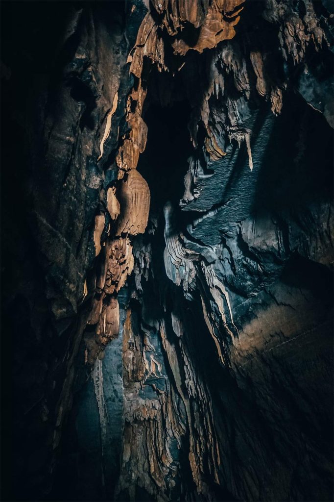 Cueva de Phong Nha (Cueva Húmeda)