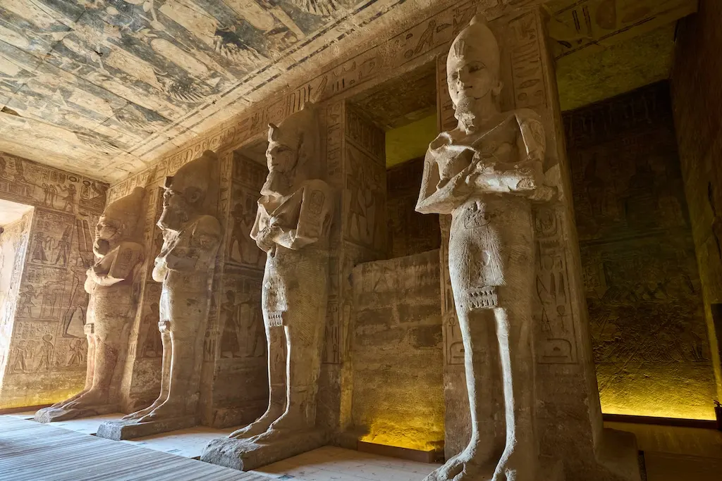 Interior del Templo de Ramsés II
